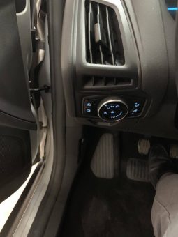Ford Focus 1.6 TDCI 120cv TREND lleno