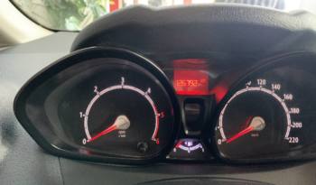 Ford Fiesta gasoline 1.5 TDCi Trend 75 cv lleno