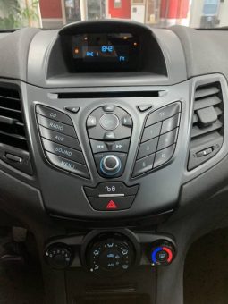 Ford Fiesta 1.25 gasolina 82cv TREND lleno