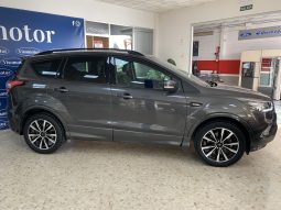 Ford Kuga 1.5 TDCi 120cv ST LINE lleno