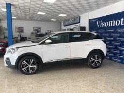 Peugeot 3008 1.2 PureTech 130cv 2019 ALLURE lleno