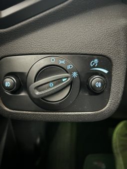 Ford Kuga 2.0 TDCI 120CV DIESEL AUTOMATICO TITANIUM lleno