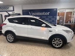 Ford Kuga 2.0 TDCi 150cv lleno
