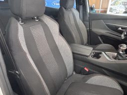 Peugeot 3008 1.5 HDCI ACTIVE PACK 130cv lleno