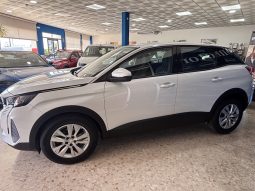 Peugeot 3008 1.5 HDCI ACTIVE PACK 130cv lleno