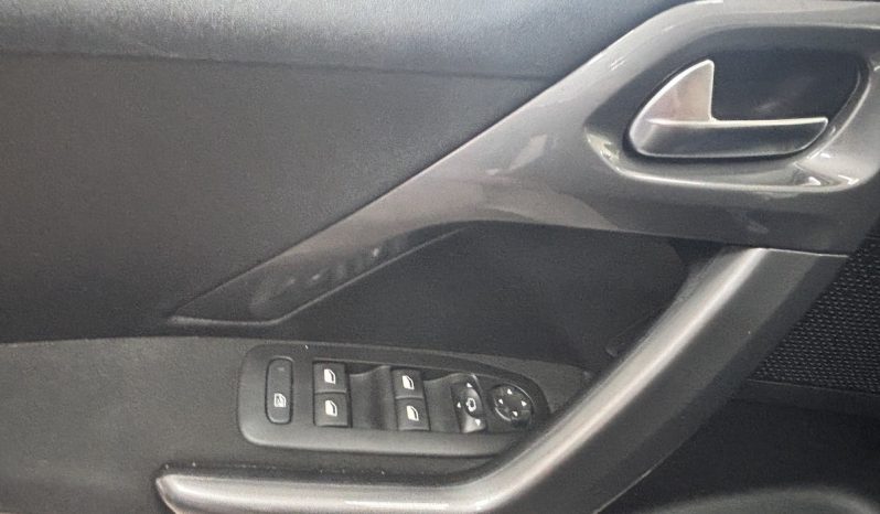 Peugeot 2008 1.5 Hdi 100cv Style Plus lleno