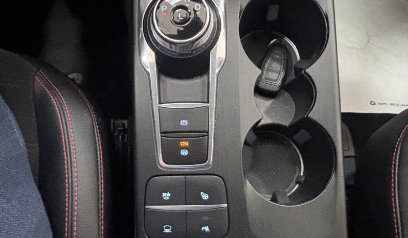 Ford Kuga Híbrido STLine XTech 190cv lleno