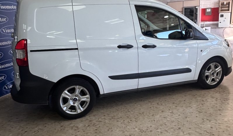 Transit Courier Van 1.5 TDCi 75cv TREND lleno