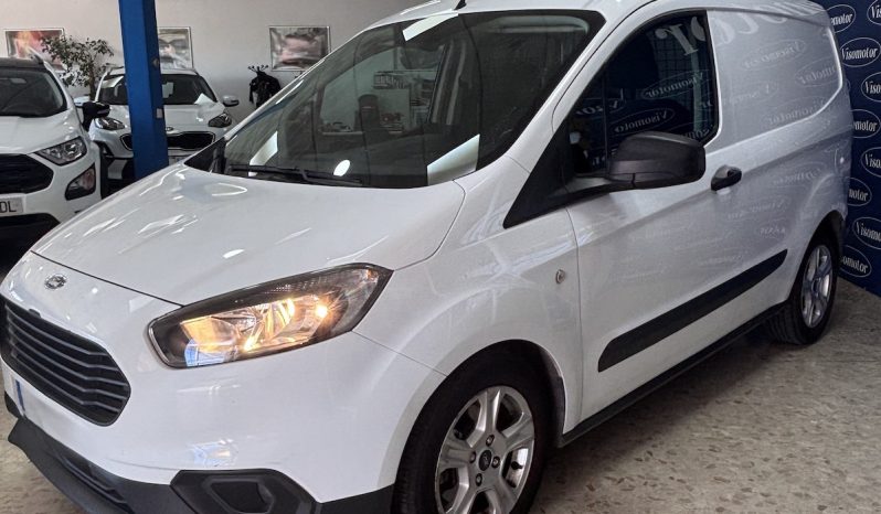 Transit Courier Van 1.5 TDCi 75cv TREND lleno