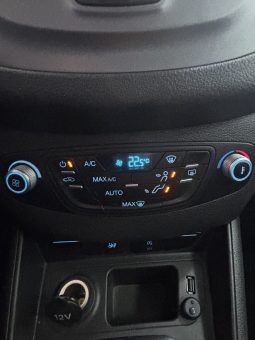 Transit Courier Van 1.5 TDCi 75cv TREND lleno