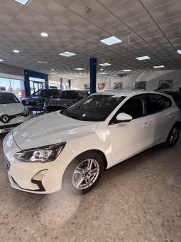 Ford Focus 1.5 TDCi 120cv TREND PLUS lleno