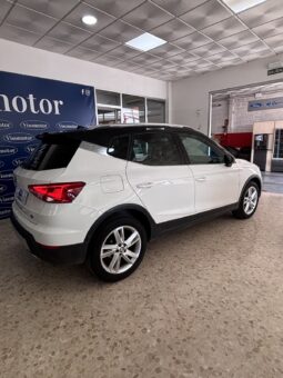 Seat Arona 1.0 TSi 110cv FR Style lleno