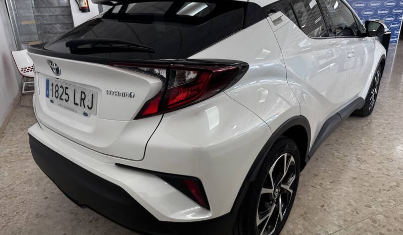 Toyota 1.8 HIBRIDO 125cv ADVANCE lleno