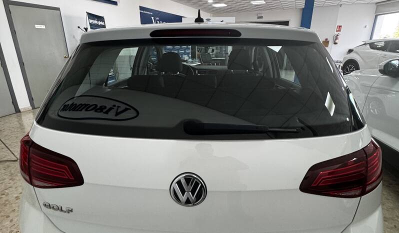 Volkswagen Golf 1.6 TDI 115CV LAST EDITION lleno