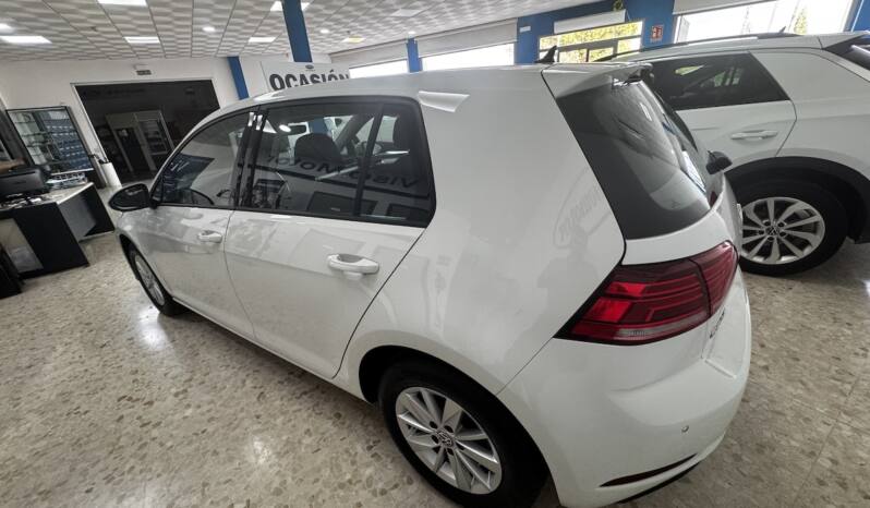 Volkswagen Golf 1.6 TDI 115CV LAST EDITION lleno