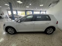 Volkswagen Golf 1.6 TDI 115CV LAST EDITION lleno