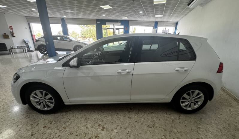 Volkswagen Golf 1.6 TDI 115CV LAST EDITION lleno