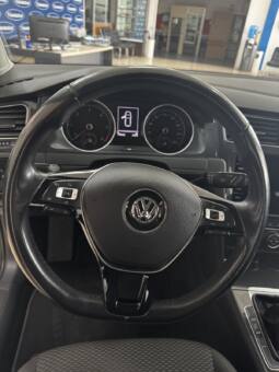 Volkswagen Golf 1.6 TDI 115CV LAST EDITION lleno