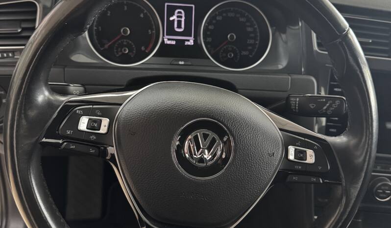 Volkswagen Golf 1.6 TDI 115CV LAST EDITION lleno